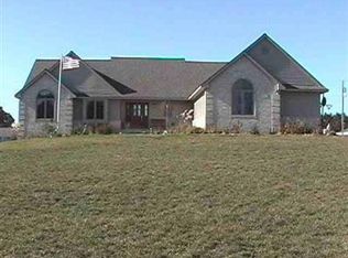 2537 N Hacker Rd, Howell, MI 48843