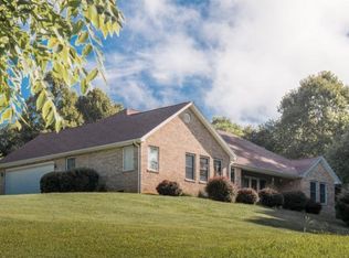 1191 Sugar Hollow Dr, Bristol, TN 37620