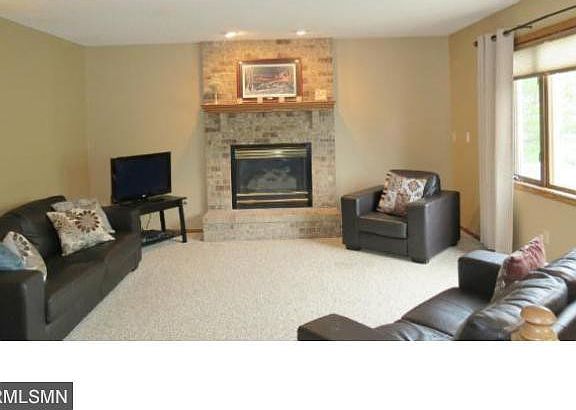 2nd image of 18390 37th Pl N