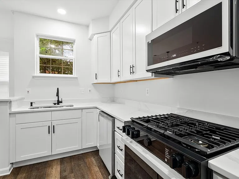 116 Whiskey Creek Cir #1 — Photo 6