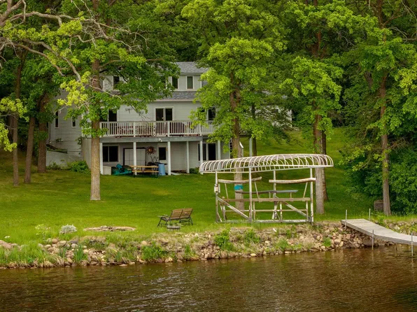15307 Pine Shores Rd, Brainerd, MN 56401
