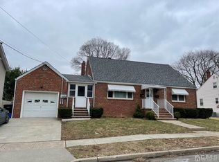 141 Barnard St, Highland Park, NJ 08904