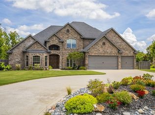 3200 Autumn Ln, Centerton, AR 72719