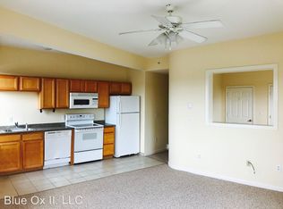 646 North St APT 5, Pittsfield, MA 01201
