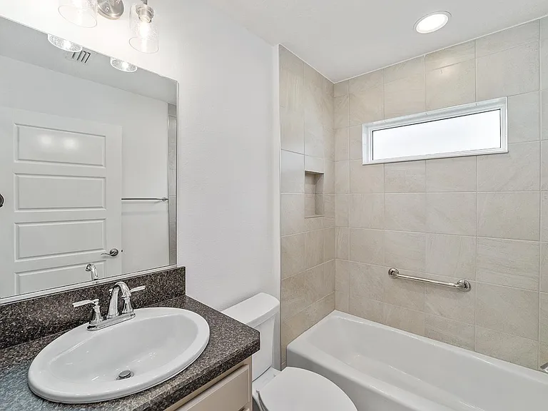 1412 Summerlin St — Photo 45