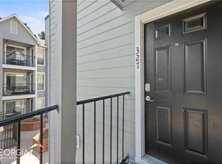 327 Granville Ct #327, Atlanta, GA 30328