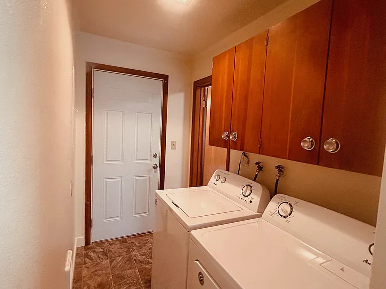 13121 SE Division St #1 — Photo 18