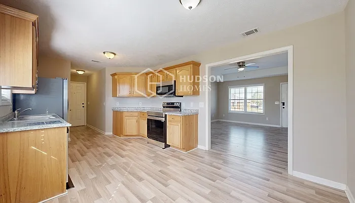 8014 Valencia Dr — Photo 8