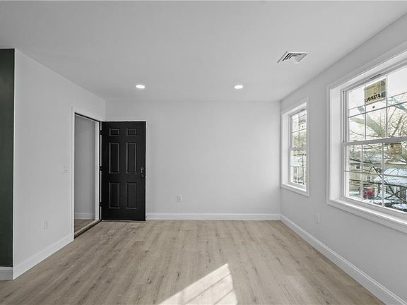 3rd image of 20 Westcott Ave
