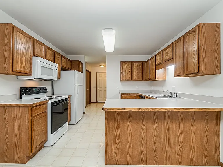 2428 Morning Dawn Dr — Photo 28