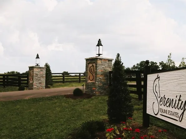 1030 Serenity Cir, Nicholasville, KY 40356