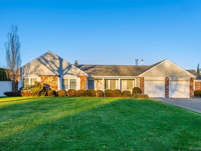 6 Hillview Court, Commack, NY, 11725