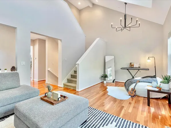 680 Montara Ter, Sunnyvale, CA 94085