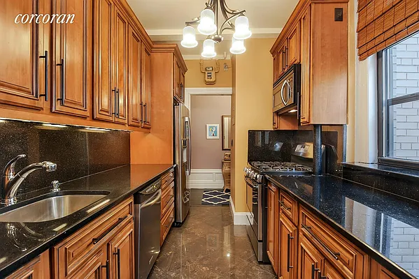 Rented by Corcoran | media 6