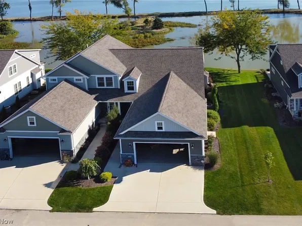 5380 Pintail Dr, Port Clinton, OH 43452
