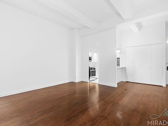3rd image of 80 Madison Ave APT 5H