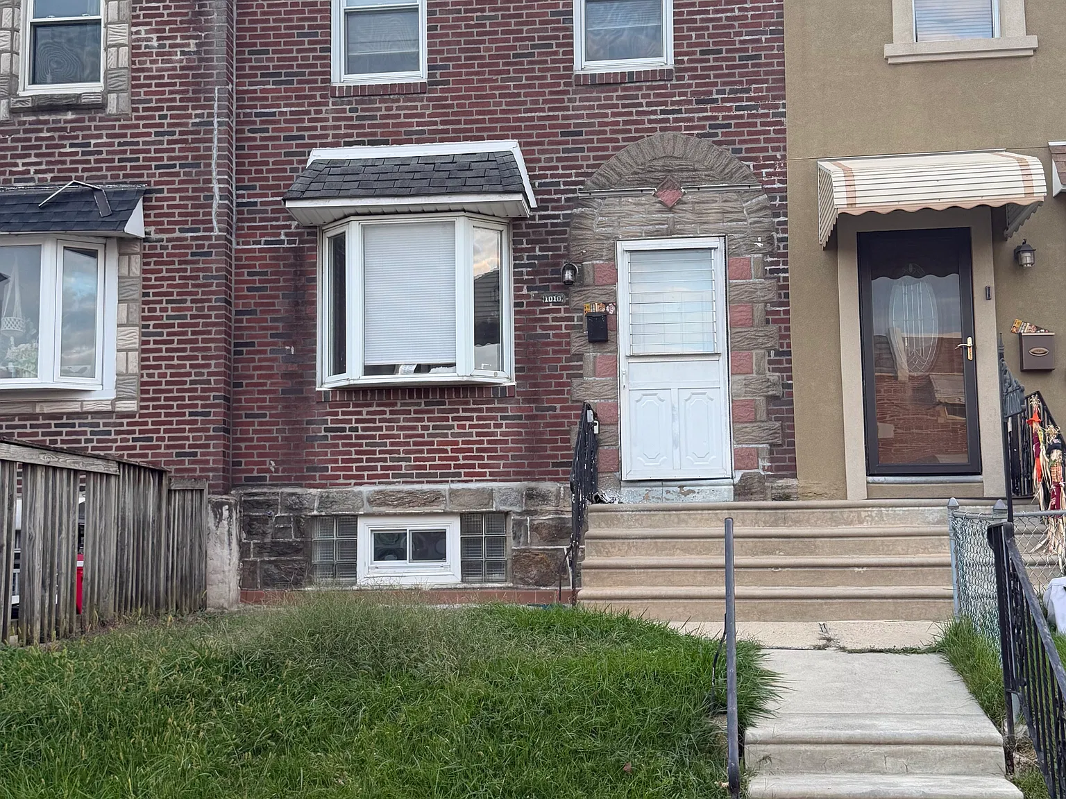 3 bed, 1120 sqft, $2,450 — Photo 1