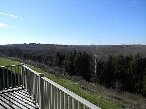 4th image of 159 Avriel Dr