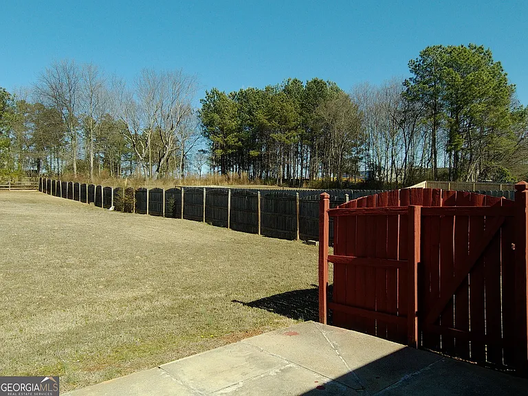 907 Downing Dr — Photo 18