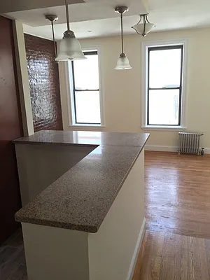 Rented by Bohemia Realty Group | media 16