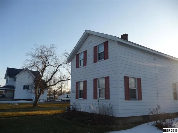 629 Buckley St, Fostoria, OH 44830