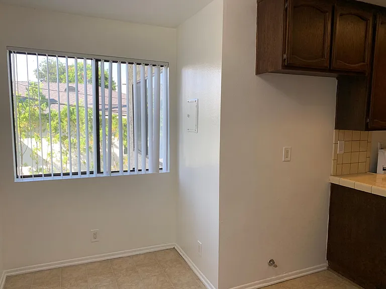 12143 Valleyheart Dr #6 — Photo 6