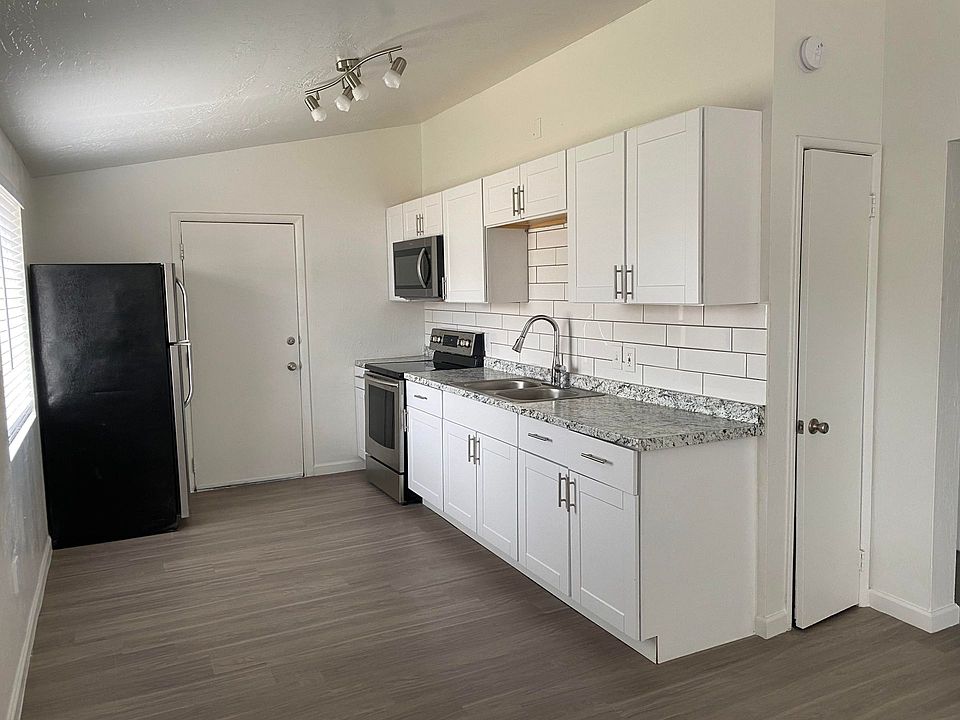 1st image of 16243 N 31st St #16401