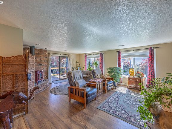 4th image of 3457 W Normandy Ave