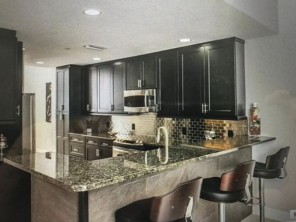 5th image of 1921 Monte Carlo Dr Unit 302