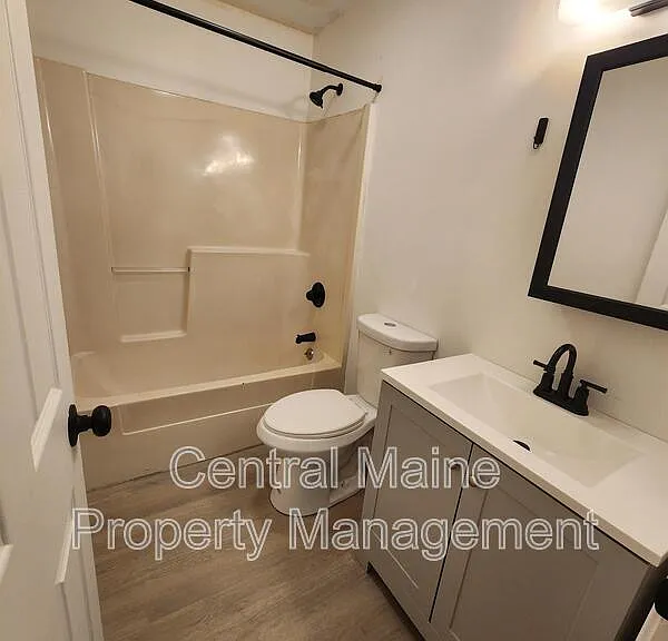 39 Northern Avenue Hts #20 — Photo 11