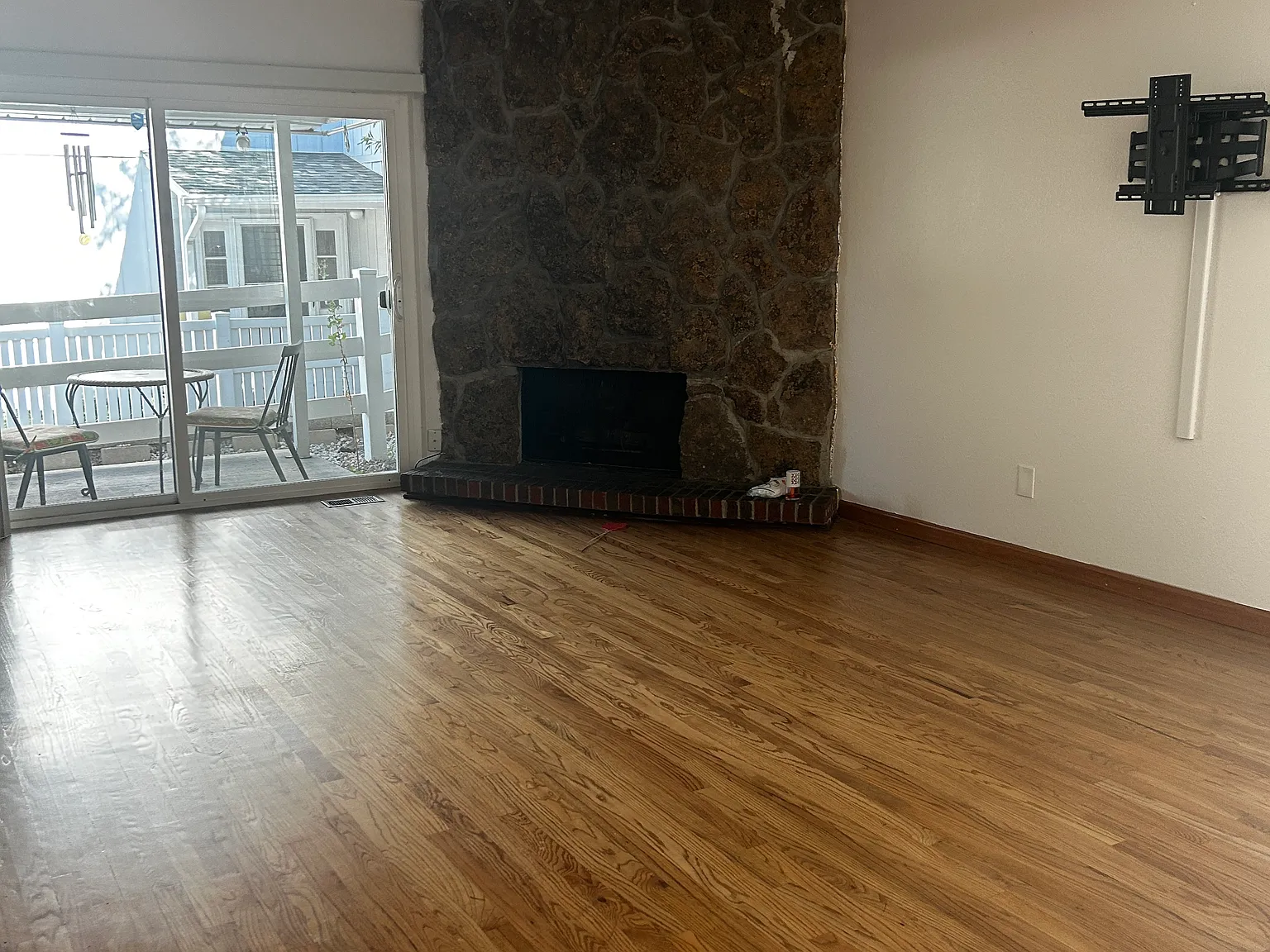 3 bed, 1462 sqft, $2,600 — Photo 3