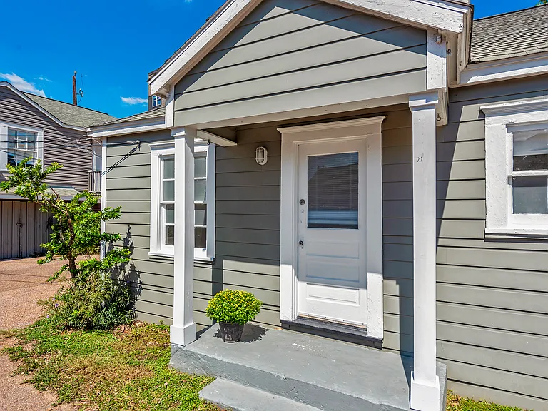 1509 Enid St #B — Photo 1