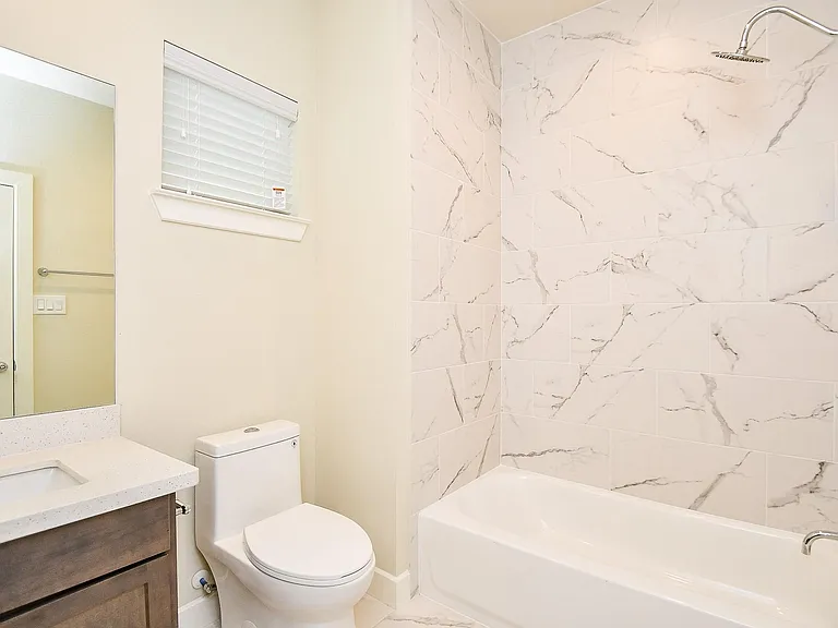 2307 Warhol Way — Photo 9