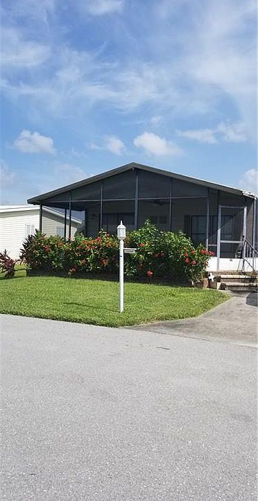 1st image of 221 Fishtail Palm Ln