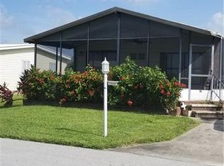 221 Fishtail Palm Ln, Naples, FL 34114