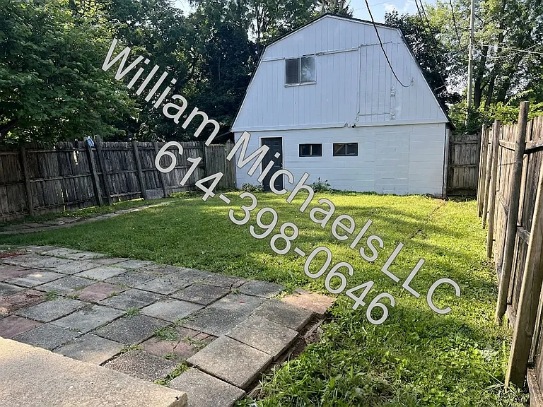 817 E Como Ave — Photo 15