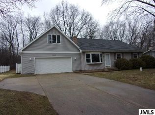 3112 John Glenn Dr, Jackson, MI 49201