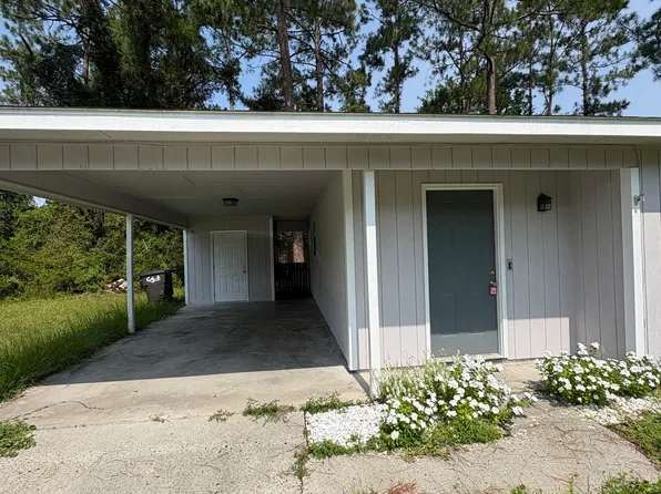 853 Mission Trace Dr, Saint Marys, GA 31558