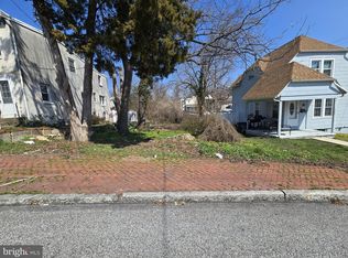 304 9th St, Upland, PA