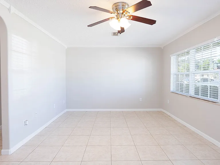 2714 Grand Cayman St — Photo 16