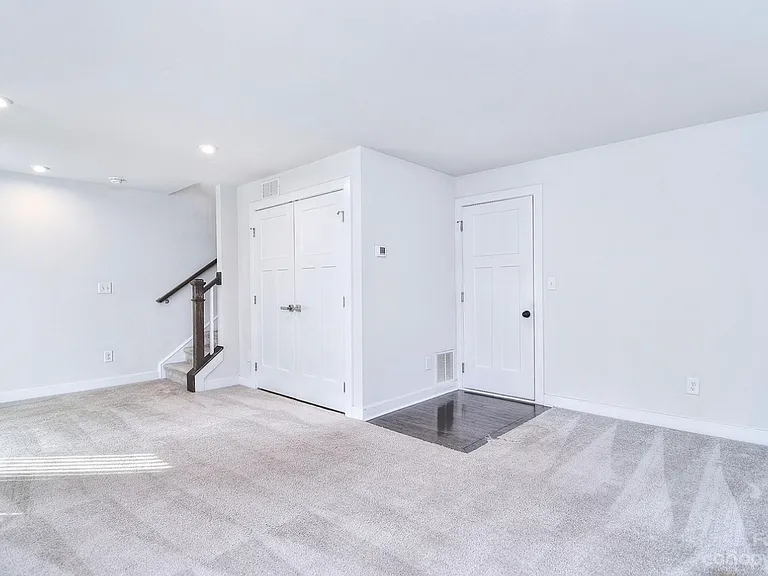 1810 Shumard Ln — Photo 32