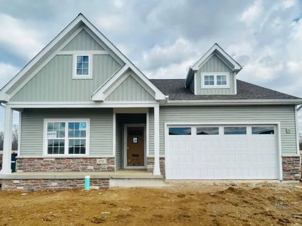 300 Holst Ln, Valparaiso, IN 46385