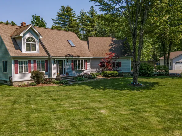 89 Town Farm Road, Sidney, ME 04330