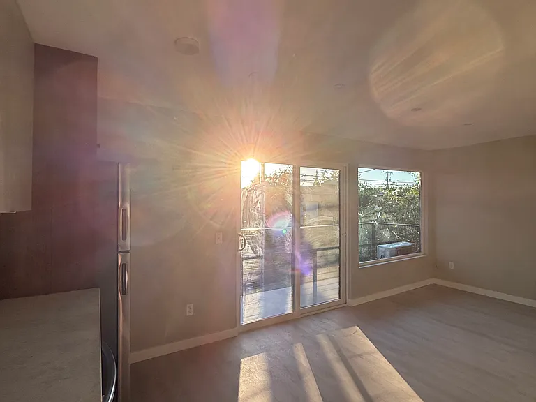 10740 Greenwood Ave N #2 — Photo 11