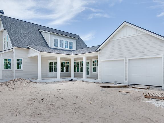 3rd image of 916 Pathways Dr