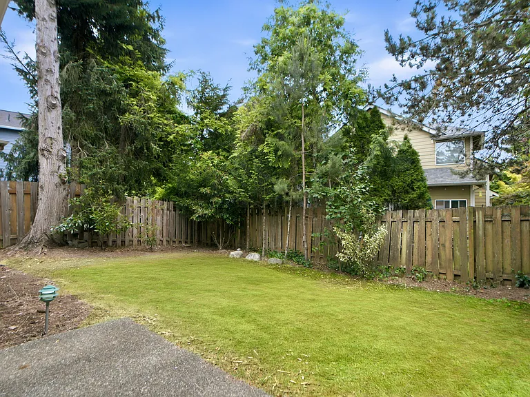 25023 SE 43rd Way — Photo 21