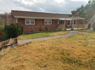 224 Woodbine Rd, Bristol, TN 37620