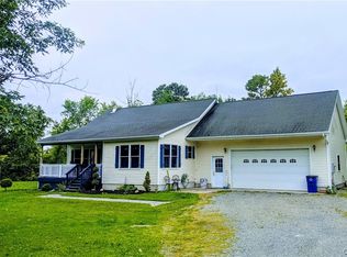 33929 Hell St, Cape Vincent, NY 13618