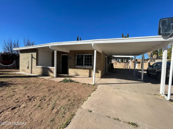 2231 N Calle Cananea, Nogales, AZ 85621