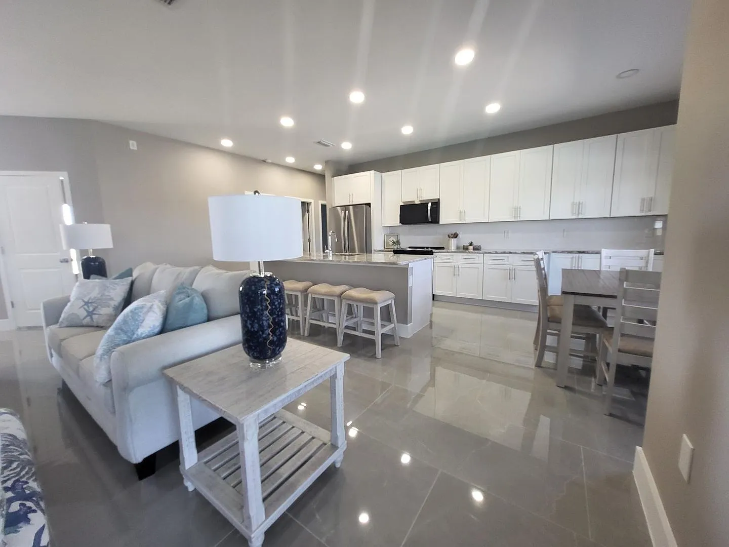 Brand-New Luxury Home with Office, 3-Car Garage & Designer Upgrades | Modern Living in Cape Coral! — Photo 3